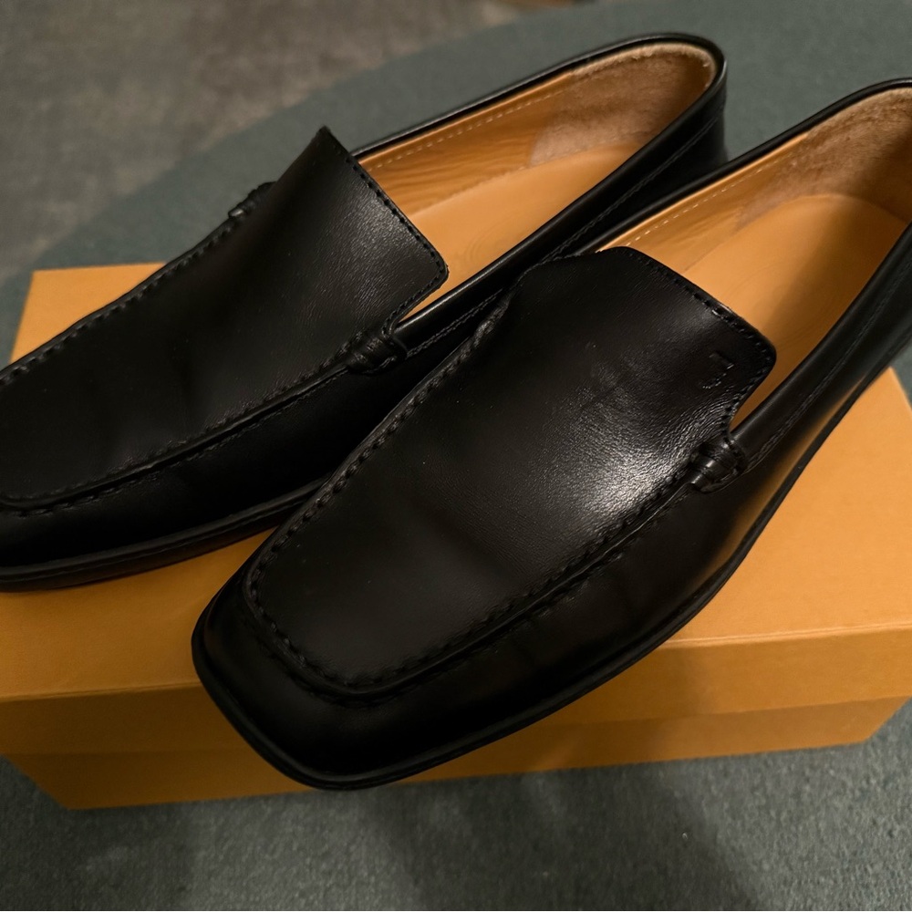 Classic Black Leather Women's Slip-On Loafers